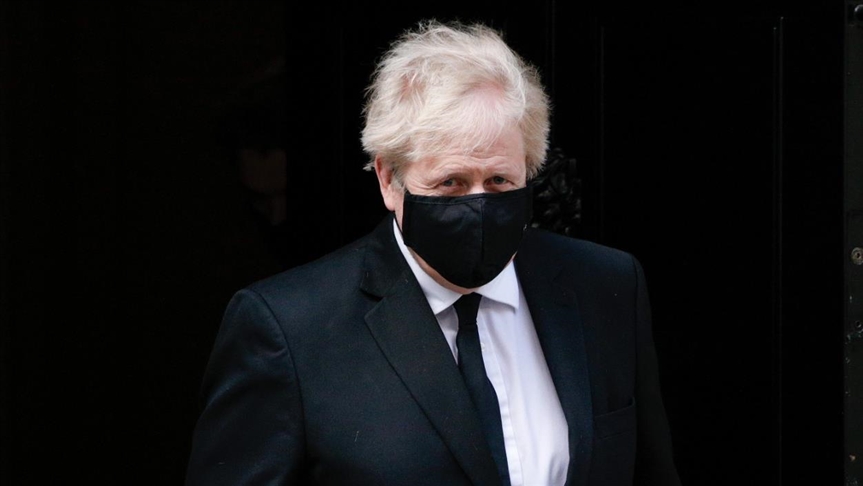 Primer ministro británico: habrá otra ola de COVID-19 en algún momento, pese a la vacunación