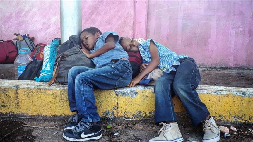 Tiga Peratus Kanak-Kanak Pendatang yang Cuba Masuk ke AS Positif Covid-19