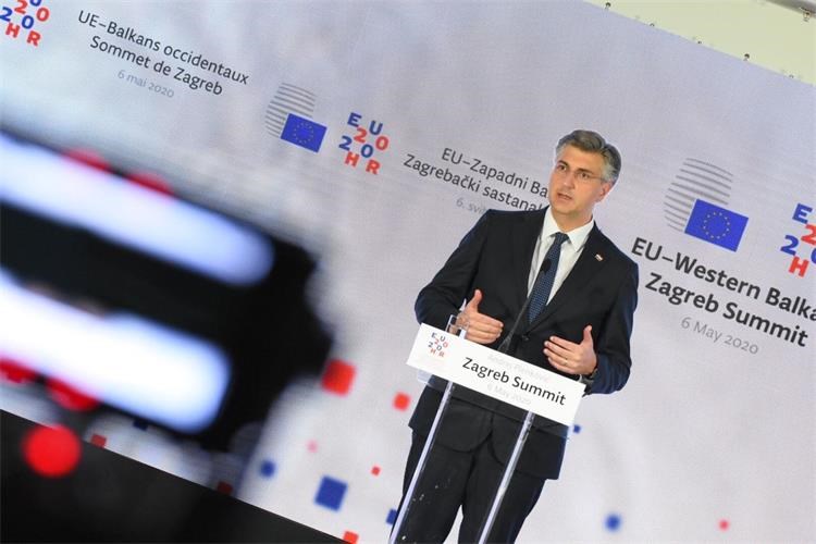 Plenković: Hrvatska se približava brojci od 9.000 preminulih od COVID-a