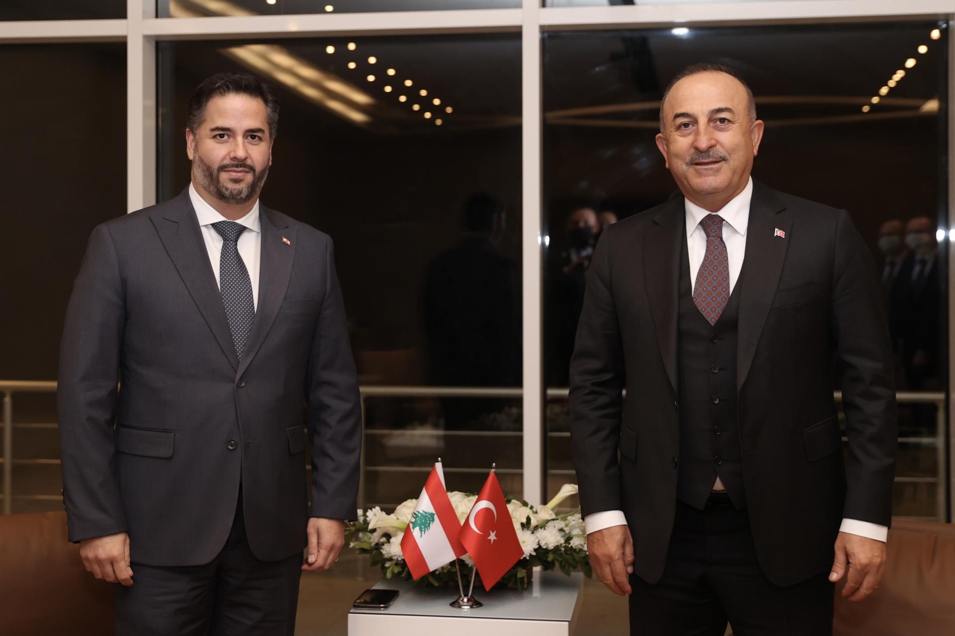 Čavusoglu: Turska će nastaviti podržavati privrednu stabilnost Libana