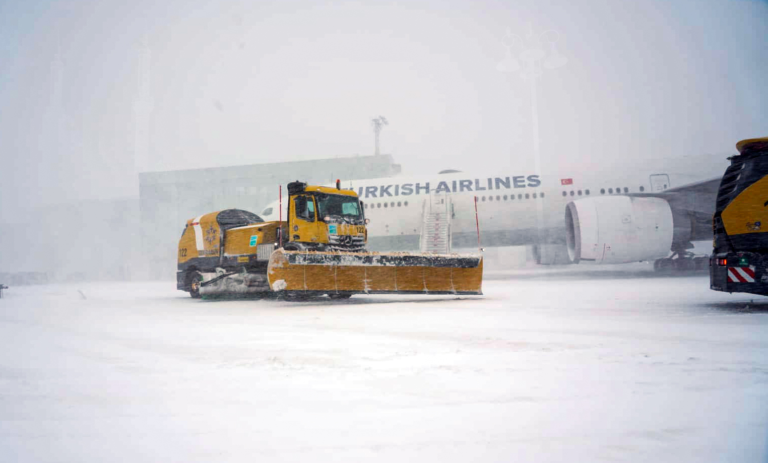 THY Istanbul aeroportidagi 83ta reysini bekor qildi