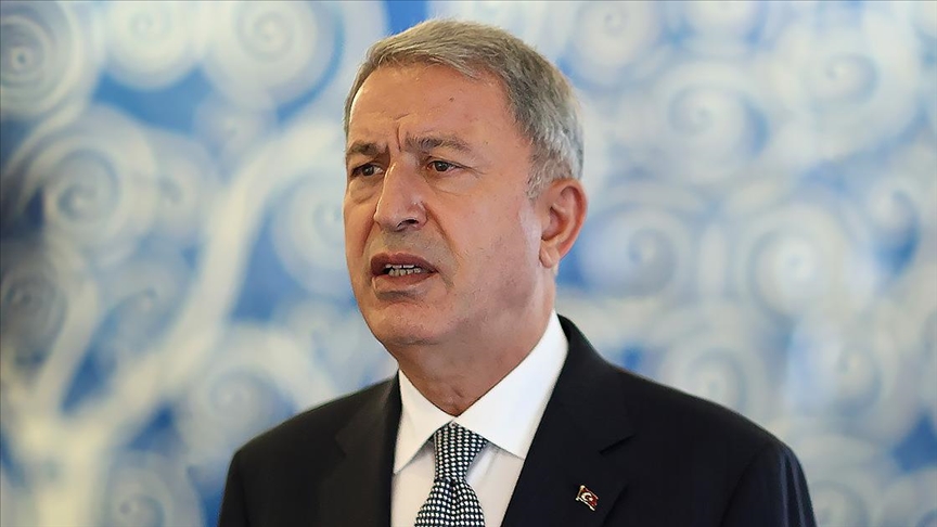 Hulusi Akar: "Terrorla mübarizəmiz qətiyyətli şəkildə davam edir"
