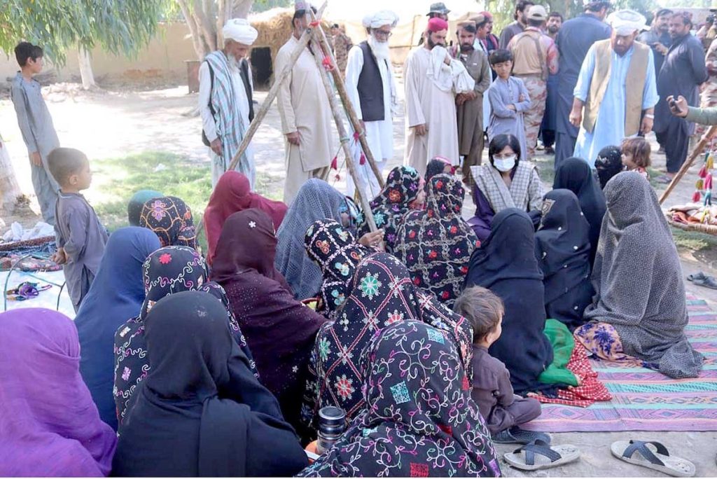 وزیر اعظم کی معاون خصوصی ڈاکٹر ثانیہ نشتر کا دورہ ہرنائی، زلزلہ متاثرہ علاقوں کا جائزہ