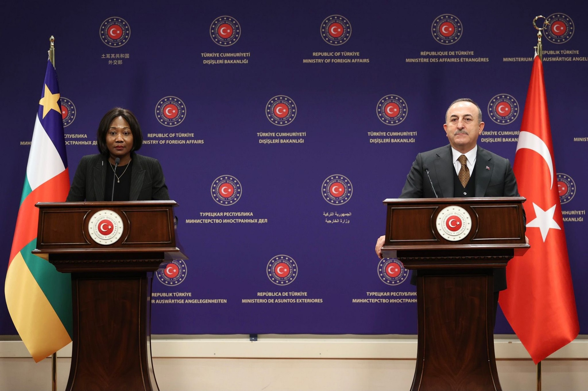 Çavusoglu: Putini në Turqi pasi të kthehet nga Lojërat Olimpike Dimërore të Pekinit