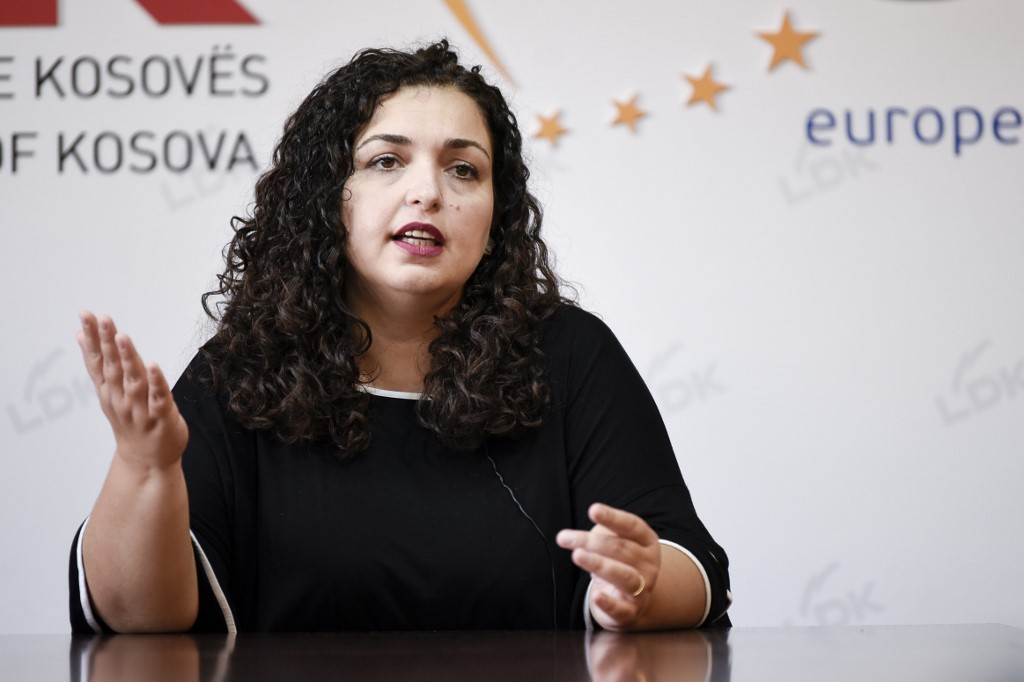 A presidente do Kosovo dissolveu a assembleia e convocou eleições