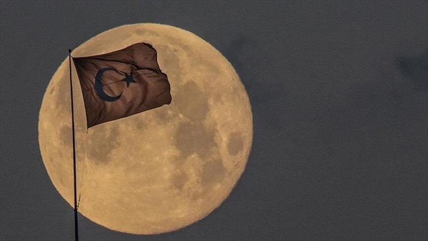 Turquía realiza pruebas en naves espaciales que busca enviar a la luna