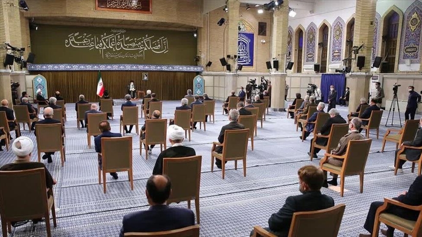دیدار رئیسجمهور و اعضای هیئت دولت ایران با آیتالله خامنهای