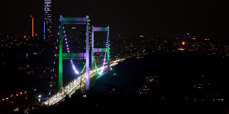 An haskaka gadojin Istanbul da tutar Pakistan