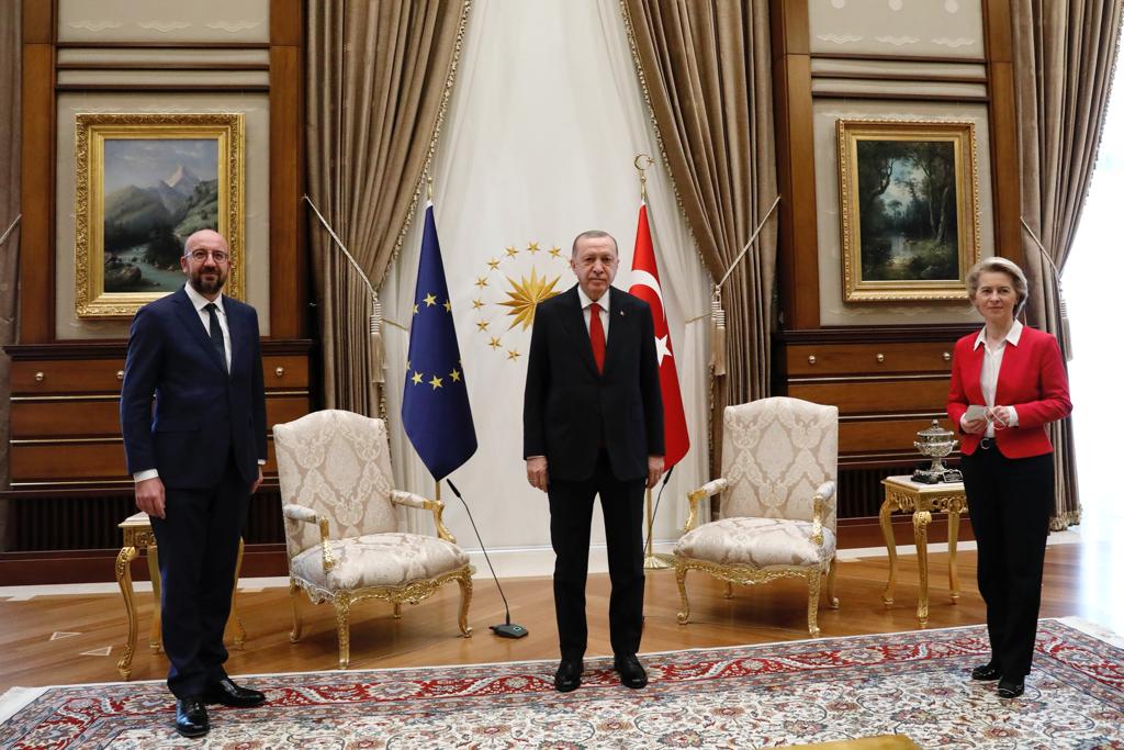 Ankara – Erdogan pret Charles Michel dhe Ursula von der Leyen, në fokus marrëdhëniet Turqi-BE