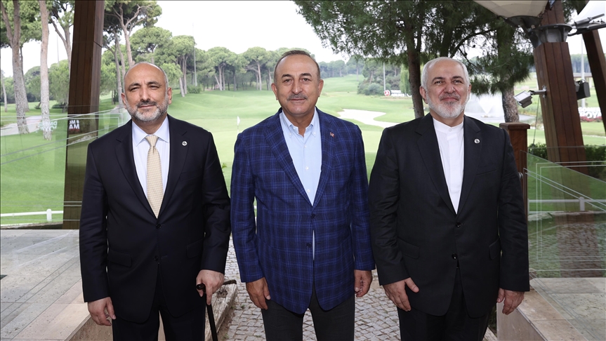Takim trepalësh mes Turqisë, Afganistanit dhe Iranit në Antalie