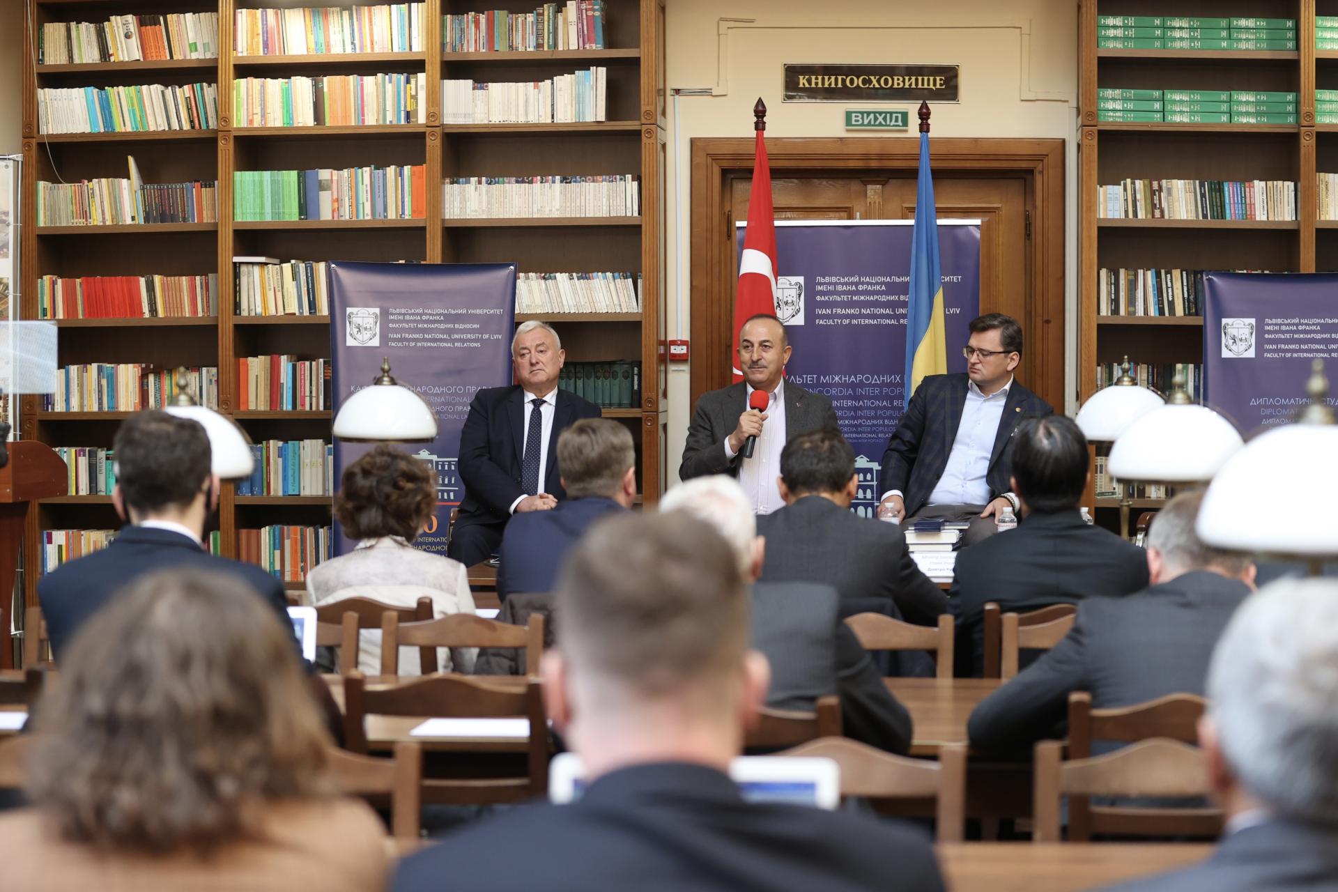 “Lufta kundër pengesave globale është e mundur vetëm përmes diplomacisë parimore dhe humanitare”