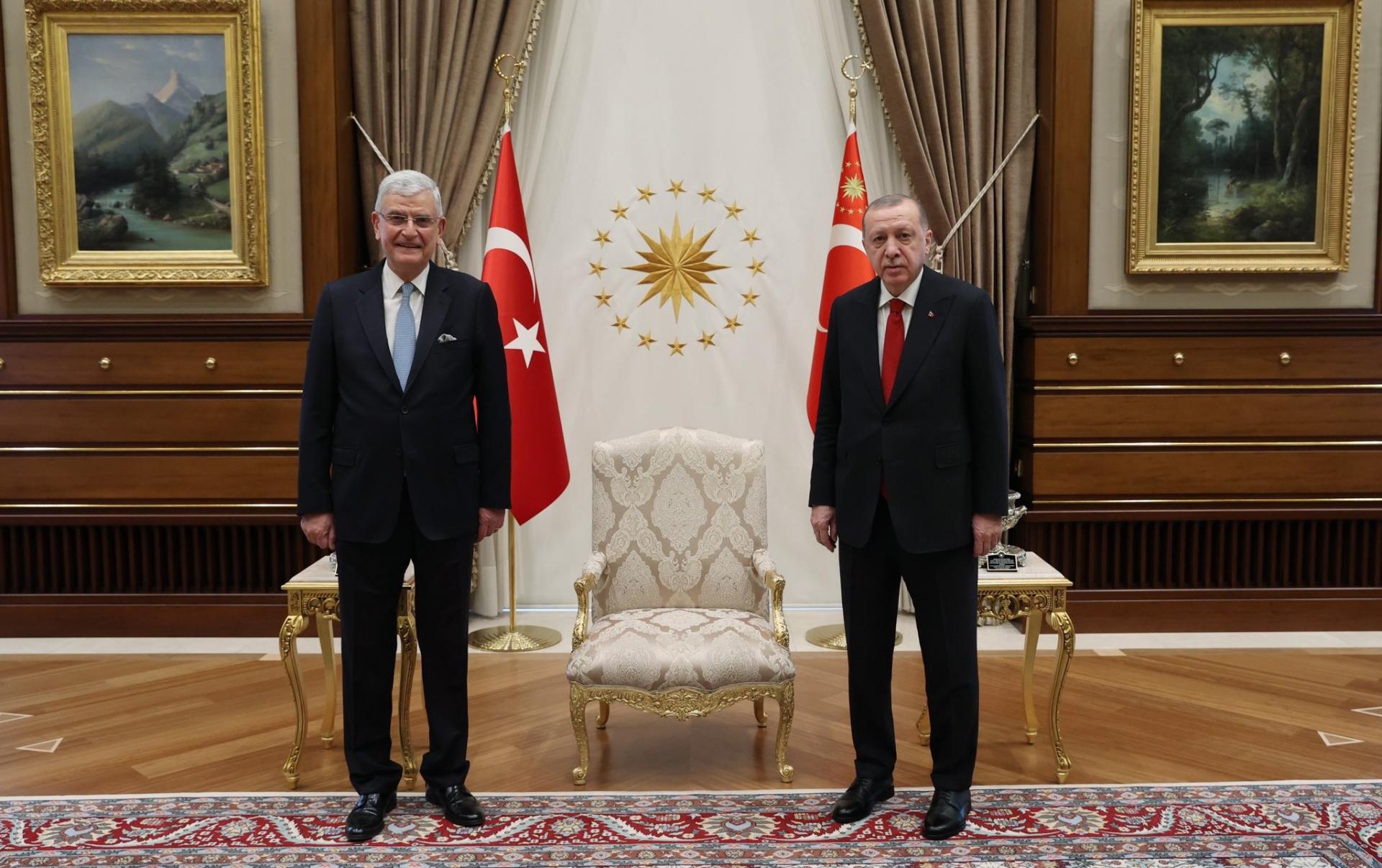 Rәcәb Tayyib Әrdoğan Volkan Bozkırı qәbul edib