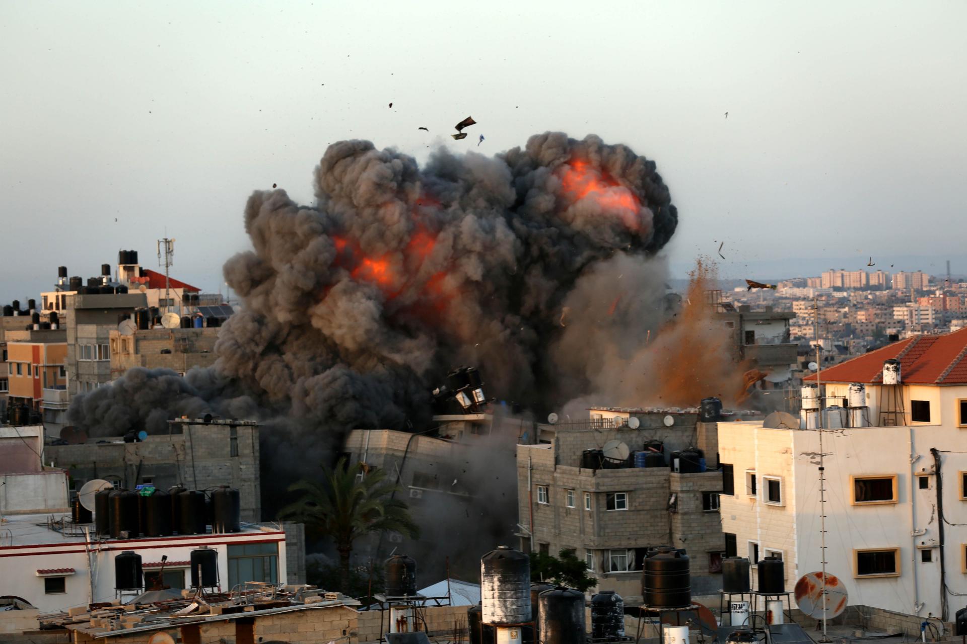 Amnesty International denuncia crimini di guerra contro civili a Gaza