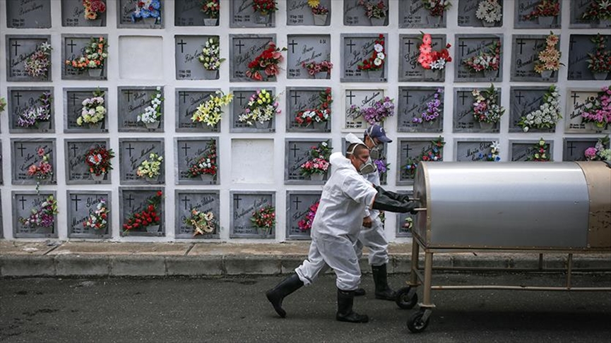 Colombia suma por tercer día consecutivo más de 400 muertos por COVID-19