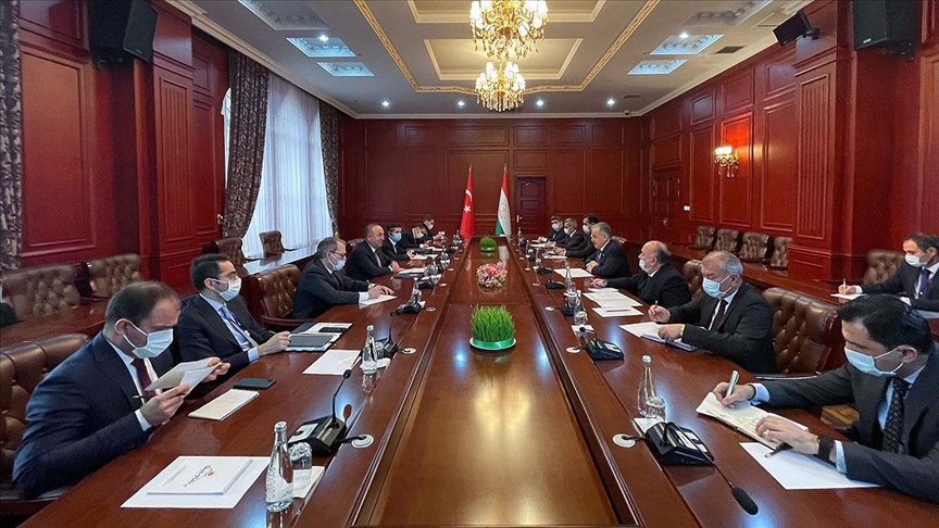 Mavlud Chavusho'g’li Tojikiston tashqi ishlar vaziri bilan uchrashdi