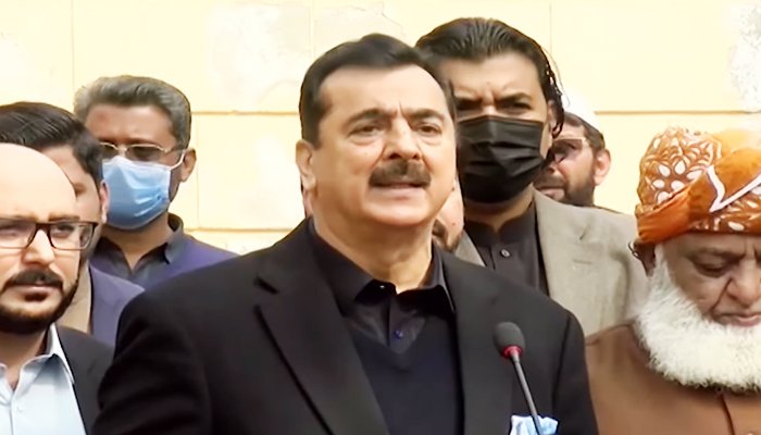 سابق وزیر اعظم یوسف رضا گیلانی سینیٹ میں حزب اختلاف کے لیڈر مقرر