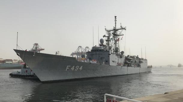 Фрегатата на Турция „TCG Gökçeada“ пристигна в Пакистан