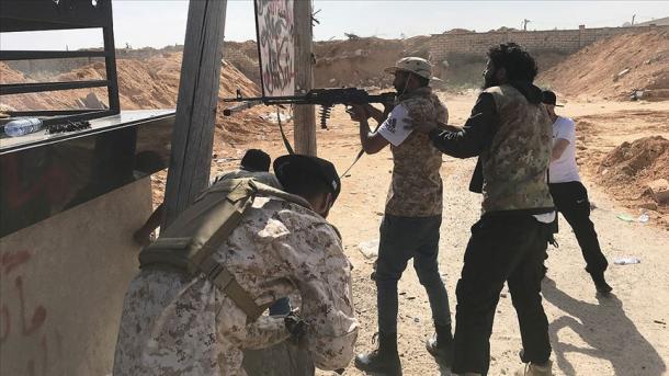 Libi – Rëndohet bilanci i luftimeve në Tripoli, të paktën 121 të vdekur dhe 561 të plagosur
