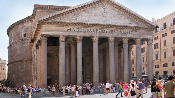 Dal 2 maggio per entrare nel Pantheon a Roma bisognerà pagare 2 euro