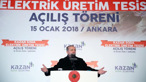 Ερντογάν: Θα στραγγαλίσουμε τον τρομοκρατικό στρατό ήδη εν τη γενέσει του