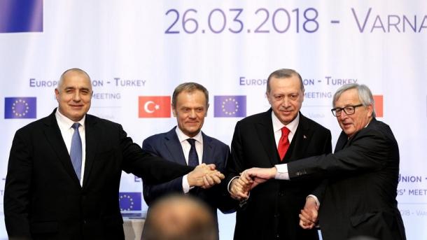 O encontro entre os responsáveis da UE e da Turquia na cidade búlgara de Varna