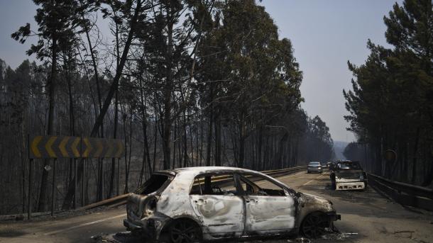 Le Portugal en deuil après un gigantesque feu de forêt qui a fait au moins 62 morts