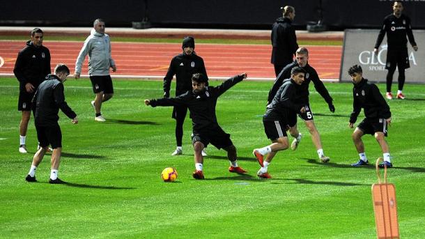Подготовительный матч "Бешикташ" и команды Второй Лиги "Greuther Fürth" был отменён