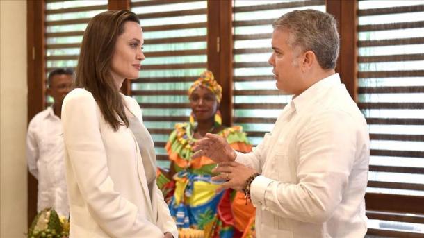 Angelina Jolie pede mais apoio à Colômbia, Peru e Equador devido à migração da Venezuela