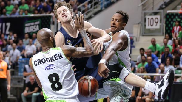 Košarkaši Fenerbahčea odbranili šampionsku titulu