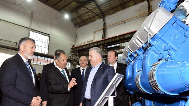 Turqia prodhon motor nafte për lokomotivë