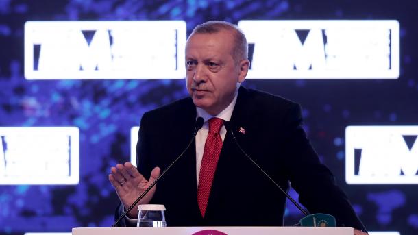 Erdogan: Do t’i mbrojmë interesat tona në Mesdheun Lindor me fregata dhe avionë
