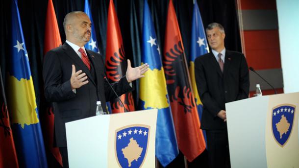 Thaçi: Vizita e Ramës në Beograd mesazh për gjithë rajonin