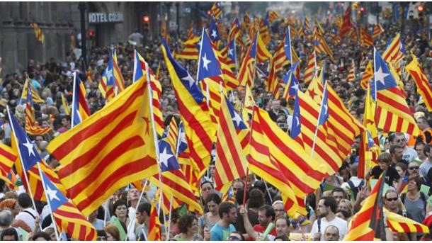 Cataluña atrasa decisión de tramitar referéndum Cataluña atrasa decisión de tramitar referéndum
