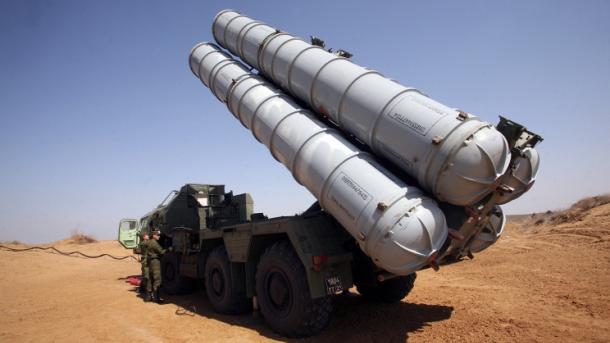 Россия сняла запрет на поставки в Иран С-300