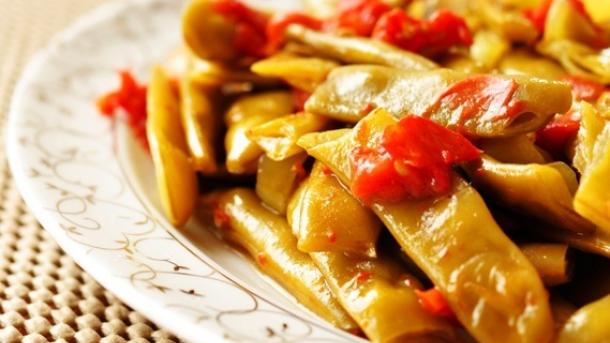 Стручковая фасоль на оливковом масле