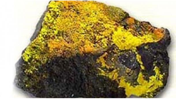 Irani bën kërkesë për blerjen e 950 ton koncentrat uraniumi në Kazakistan