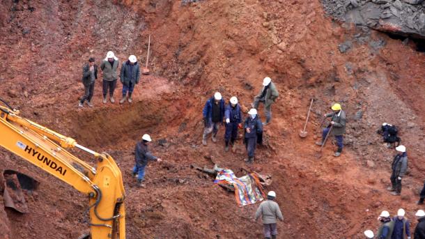 Bosnjë – 4 të vdekur nga shembja në minierë