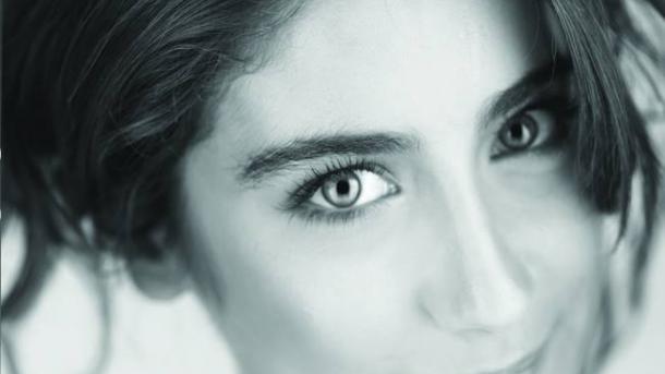 hazal kaya kapak