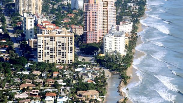 Ish-guvernatori i Floridës kërkon heqjen e embargos nga Kuba