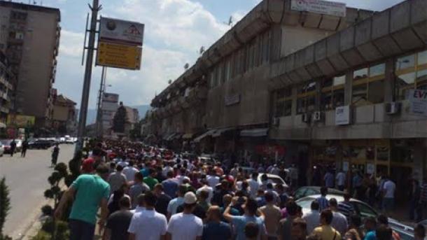Maqedoni, protesta të shqiptarëve në disa qytete