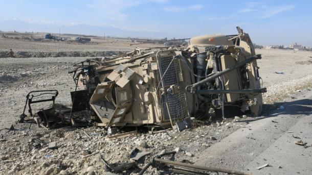 Afganistan: Sulm kamikaz ndaj autokolonës së NATO-s