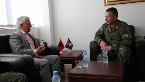 Thellim bashkëpunimi ndërmjet FSK-së dhe ushtrisë së Shqipërisë