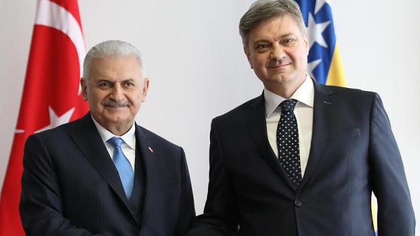 Yildirim: Lufta e Turqisë kundër terrorit parandalon fluksin e refugjatëve në Ballkan dhe Evropë