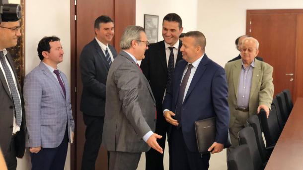 Petrit Sinaj - Murat Ahmet Yörük 02.jpg