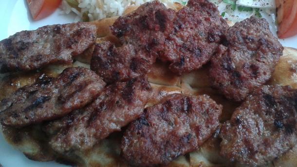 Ensopado de almôndegas: o sabor das mesas da Anatólia