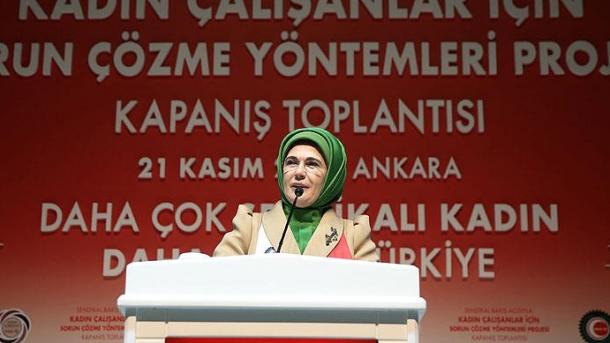 Emine Erdogan: Türkische Frau ist Hoffnung für die Welt