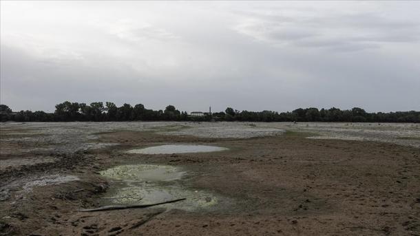 Milioni di persone in Italia stanno affrontando tagli all’acqua a causa della siccità