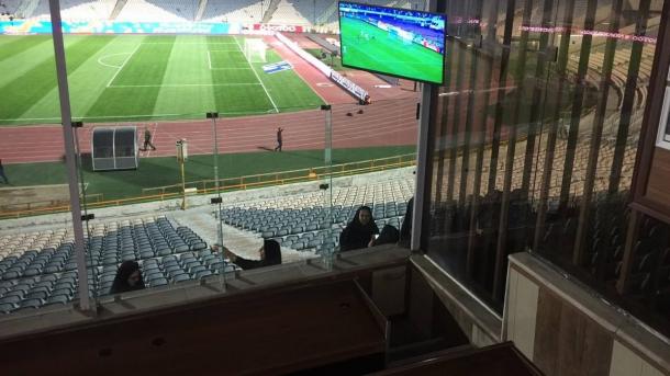 Eronda ayollar,ilk marotaba stadionda bir futbol musobaqasini tomosha qildi.