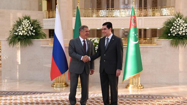 TATARYSTAN RESPUBLIKASYNYŇ PREZIDENTI TÜRKMENISTANA GELDI