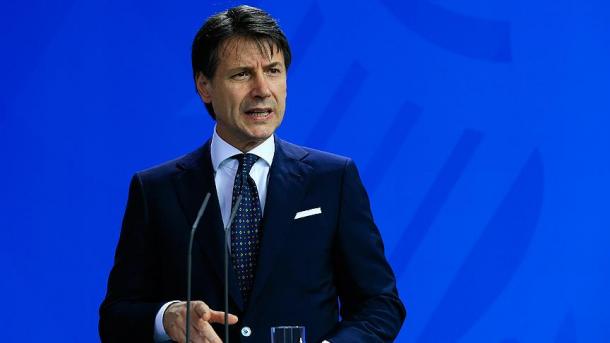 Primeiro-ministro italiano trata com Tusk o fluxo migratório para a Europa